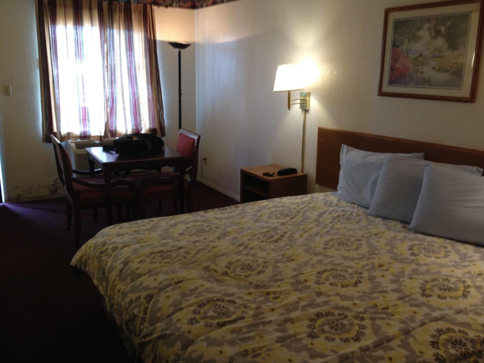 Crown Inn Grand Prairie Kültér fotó