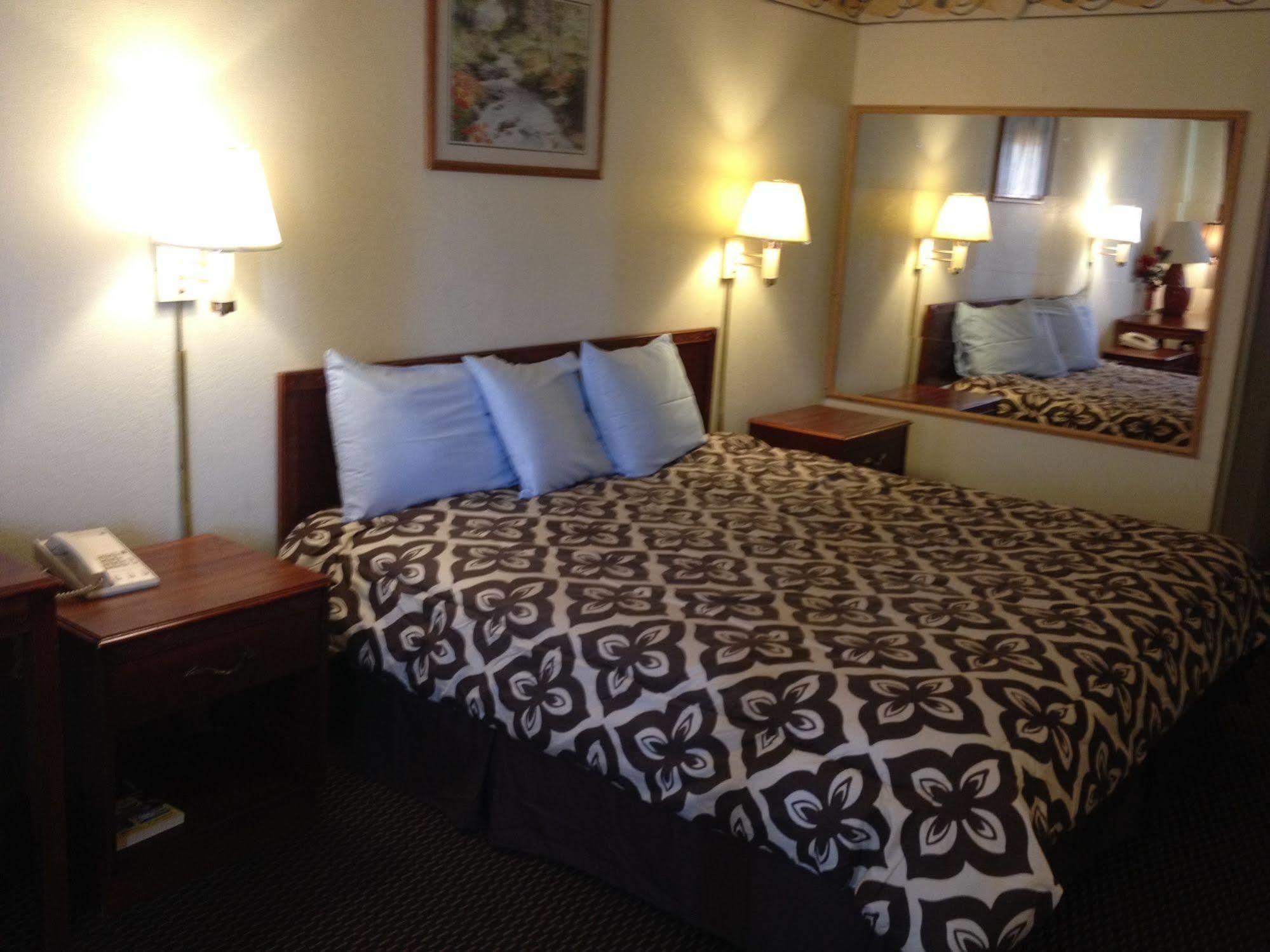 Crown Inn Grand Prairie Kültér fotó